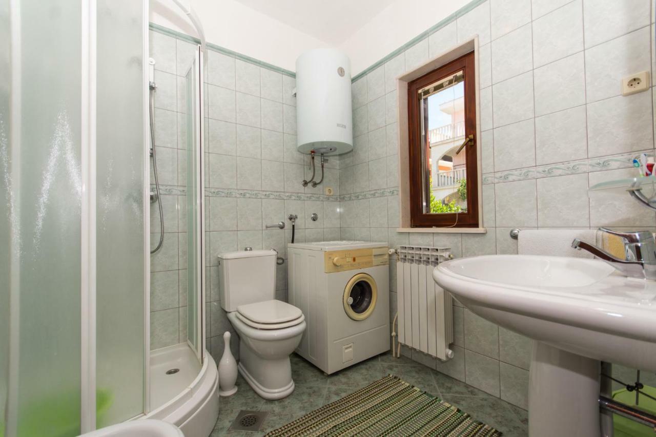 Apartman Mina Traù Esterno foto