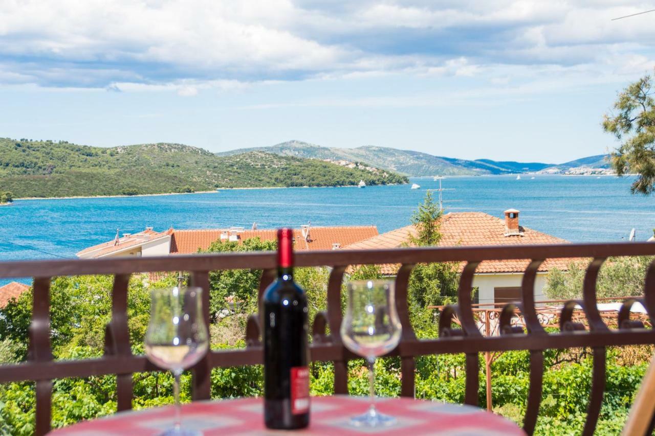 Apartman Mina Traù Esterno foto